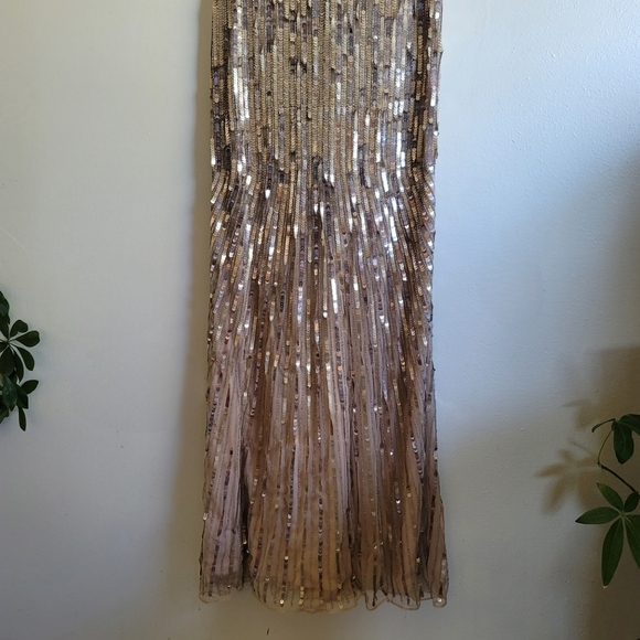 Mac Duggal, Sequin Spaghetti Strap‎ Gown, Gold, Size 0, NWT - Picture 6 of 11